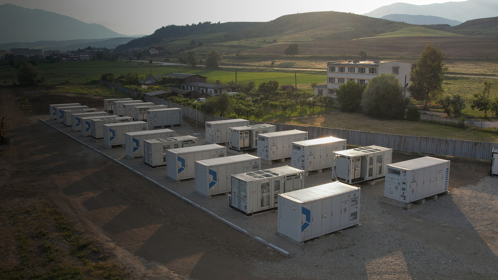 energy storage battery companies
